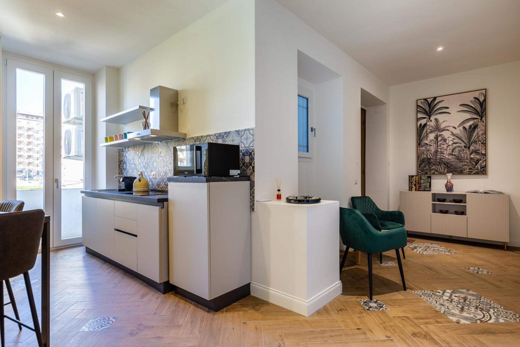 Ginett'S House Hotel Cagliari Bagian luar foto