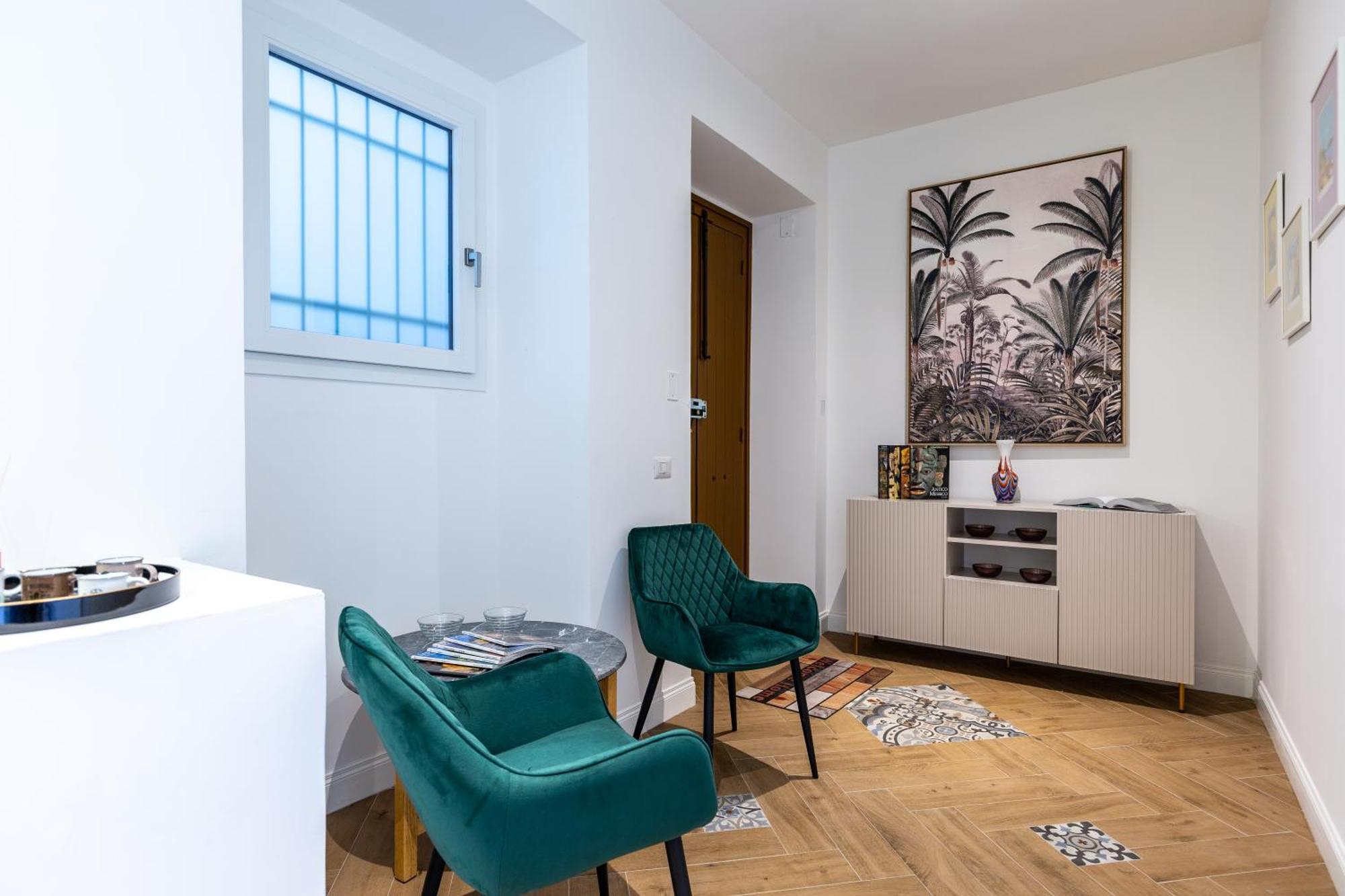 Ginett'S House Hotel Cagliari Bagian luar foto