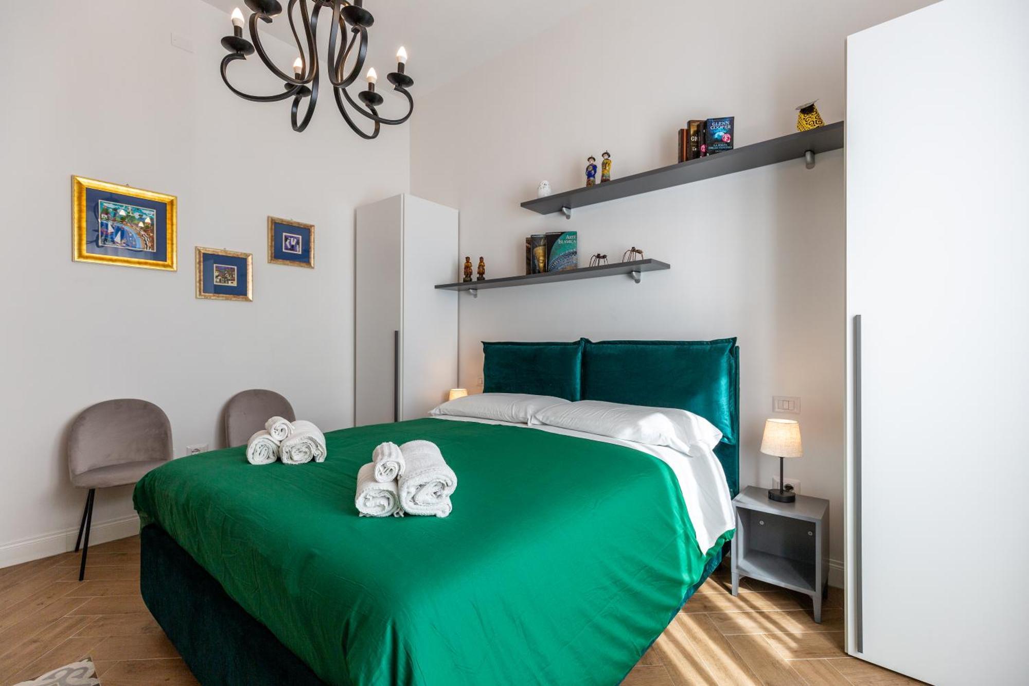 Ginett'S House Hotel Cagliari Bagian luar foto