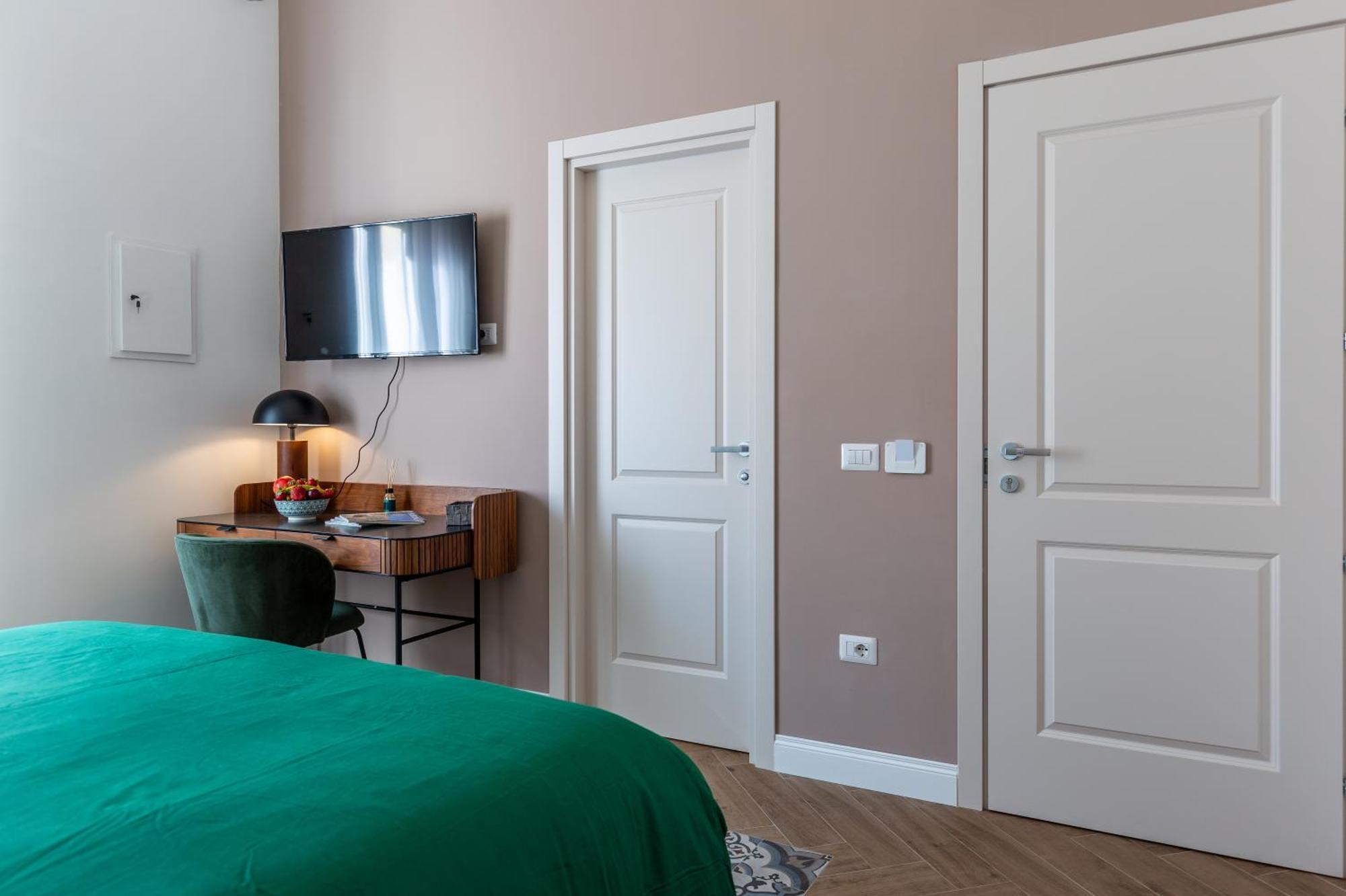 Ginett'S House Hotel Cagliari Bagian luar foto